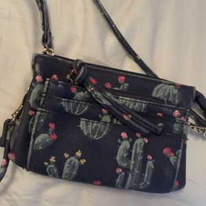 Arizona Jean co. Crossbody Wallet